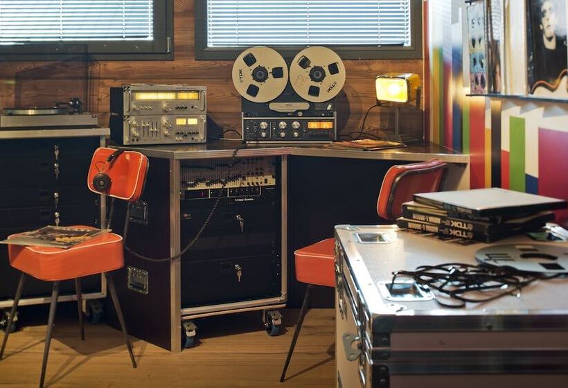 Пансион Les Rhodos