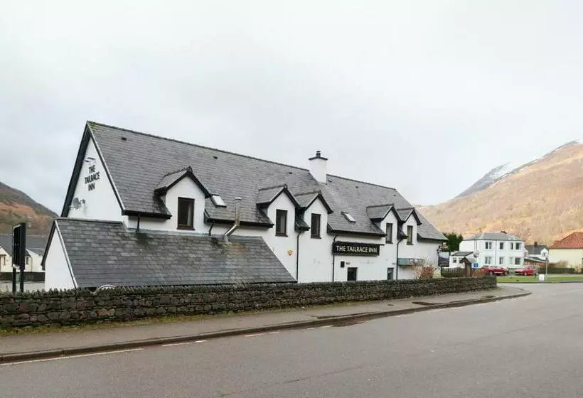 Retkeilymaja Tailrace Inn