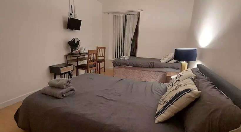 Retkeilymaja The Helm