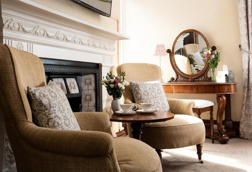 Bed and Breakfast Fairfield House