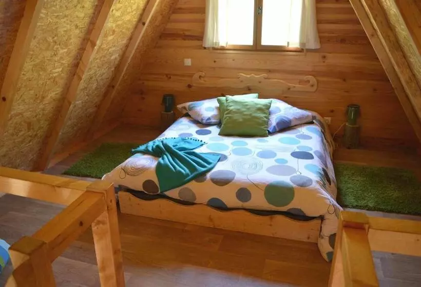 Aamiaismajoitus (B&B) Le Nid Dans Les Bruyeres