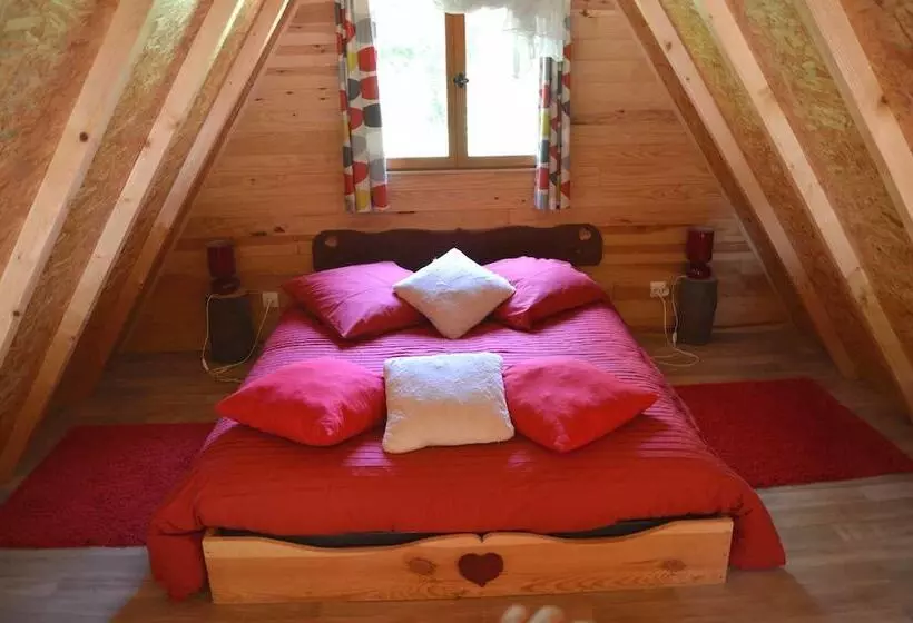 Aamiaismajoitus (B&B) Le Nid Dans Les Bruyeres