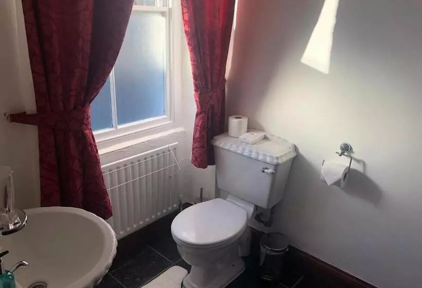 Bed and Breakfast The Globe Inn