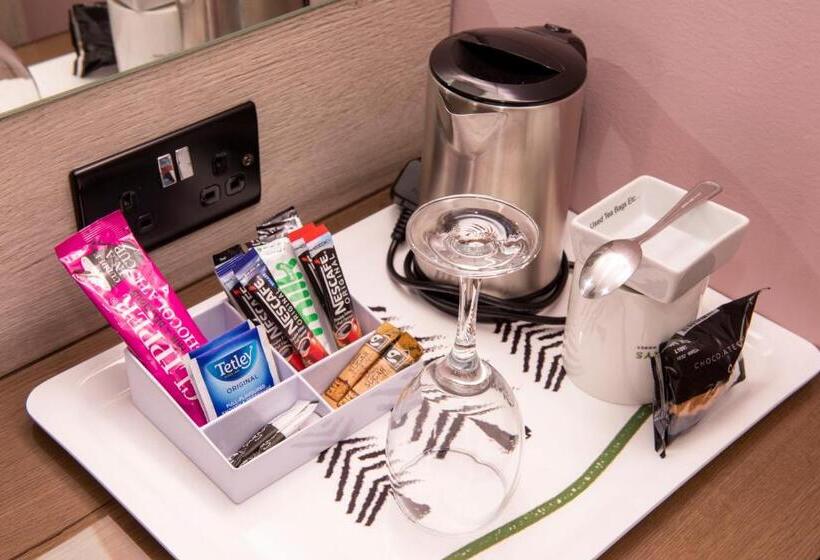 פנסיון Bridleways Guesthouse & Holiday Homes