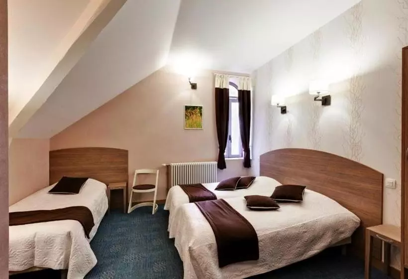 Majatalo La Maison Des Officiers