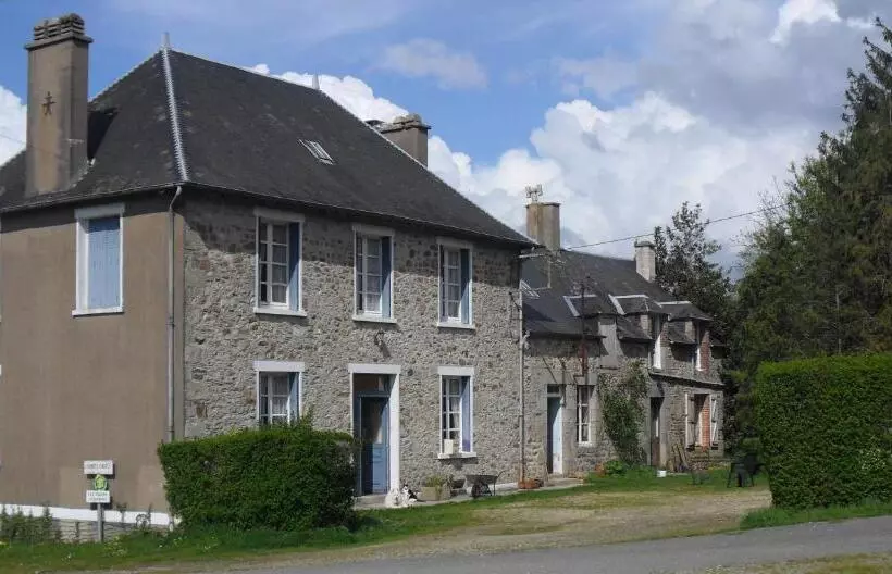 Majatalo Les Hautes Loignieres