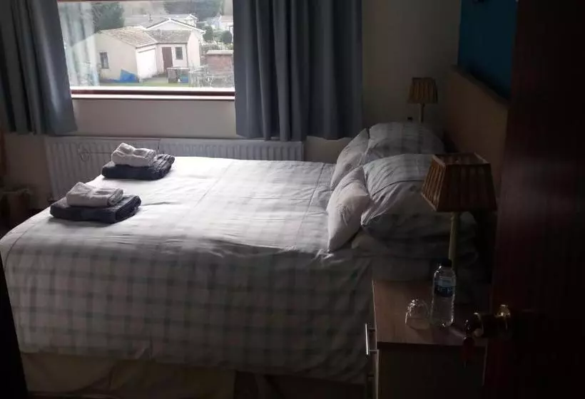 پانسیون Conifer Lodge