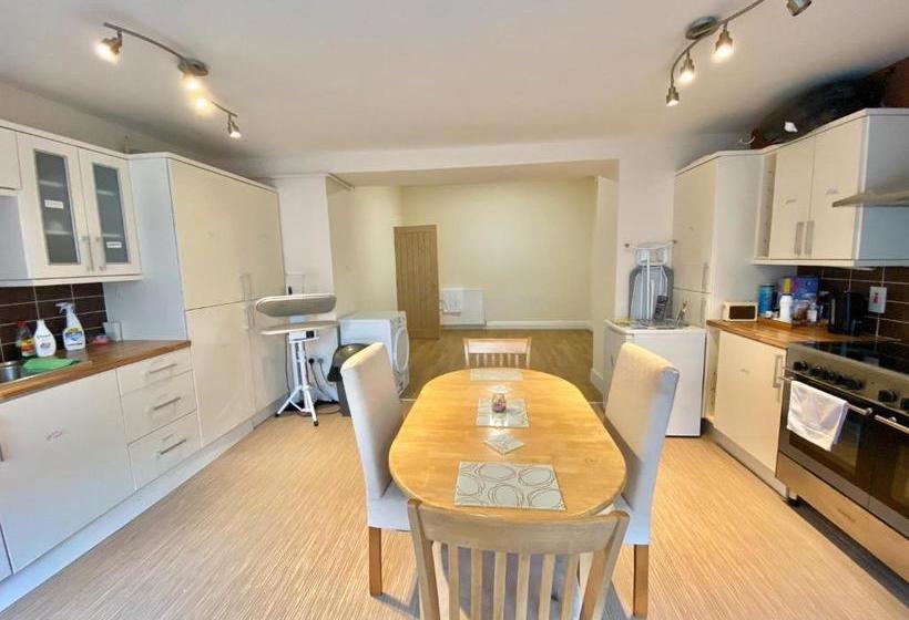 膳宿费 Inverness Holiday House