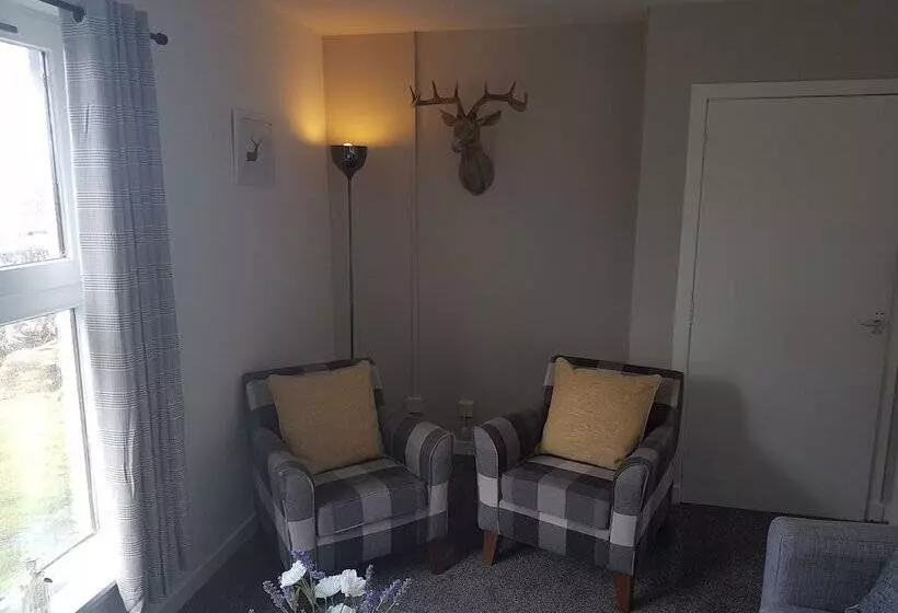 ペンション Loch Eyre Cottage