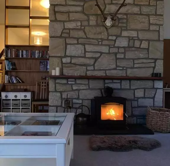 ペンション Loch Eyre Cottage