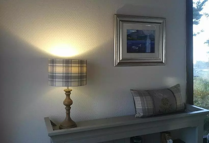 ペンション Loch Eyre Cottage
