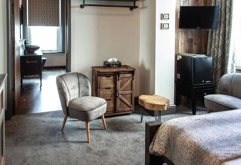 פנסיון Oaklands Guest House