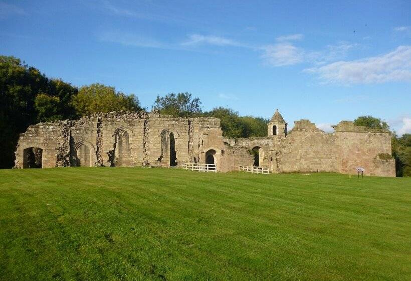 Общежитие The Castle Inn