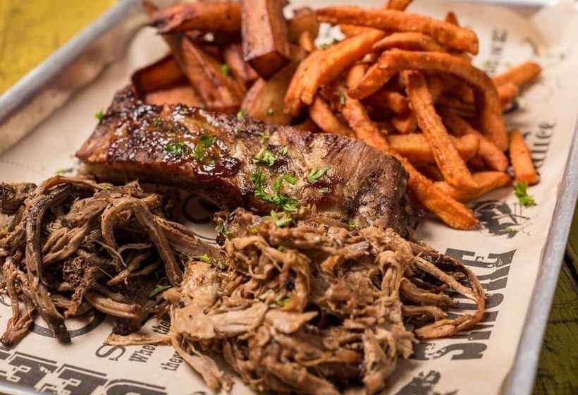 旅馆 The Dirty Bottles Inn