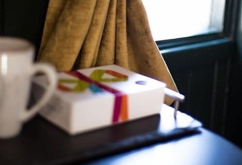 旅馆 The Dirty Bottles Inn