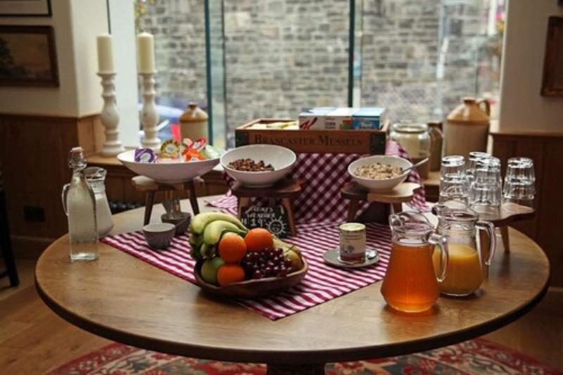 ユースホステル The Erskine Arms