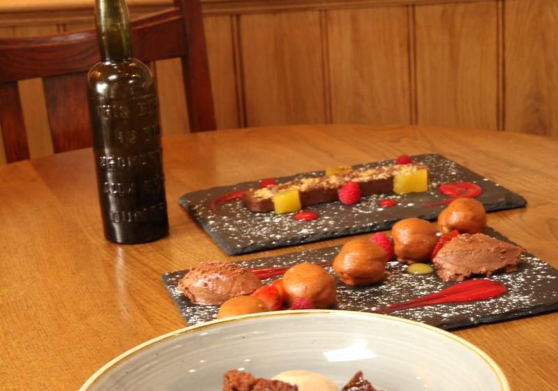 ユースホステル The Erskine Arms