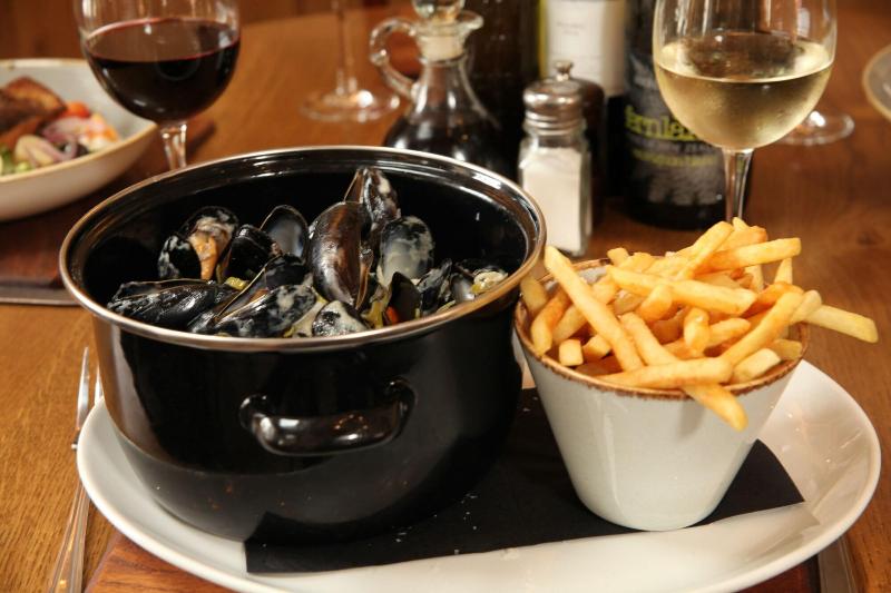 ユースホステル The Erskine Arms