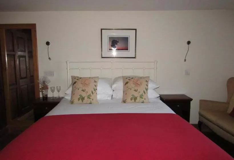 Retkeilymaja The Kilcot Inn