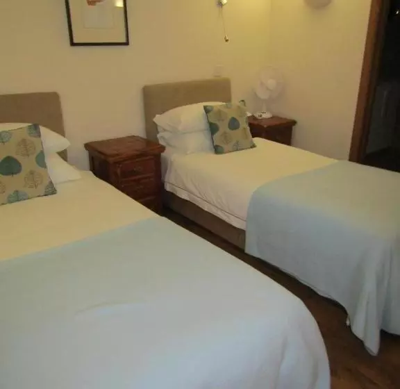 Retkeilymaja The Kilcot Inn