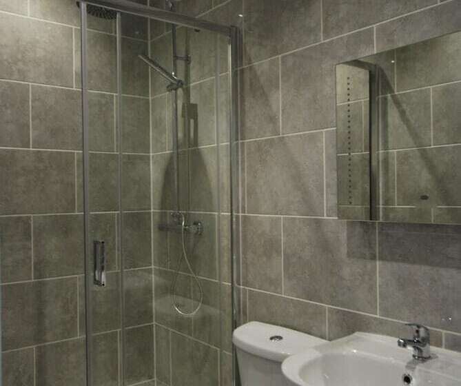 旅馆 The Lion And The Lamb