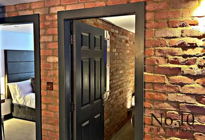 ホテル No.10 Preston