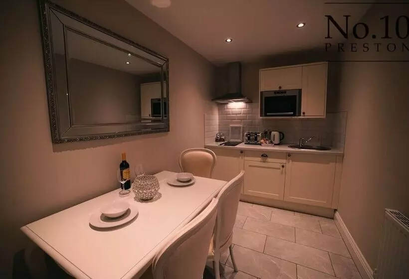 ホテル No.10 Preston