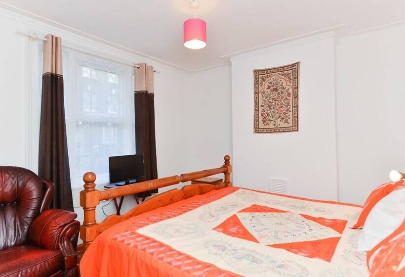 펜션 Raspberry Lodge