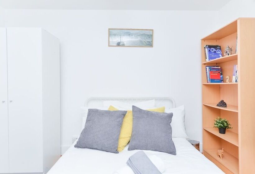 펜션 Raspberry Lodge