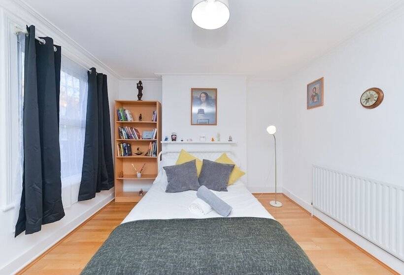 펜션 Raspberry Lodge