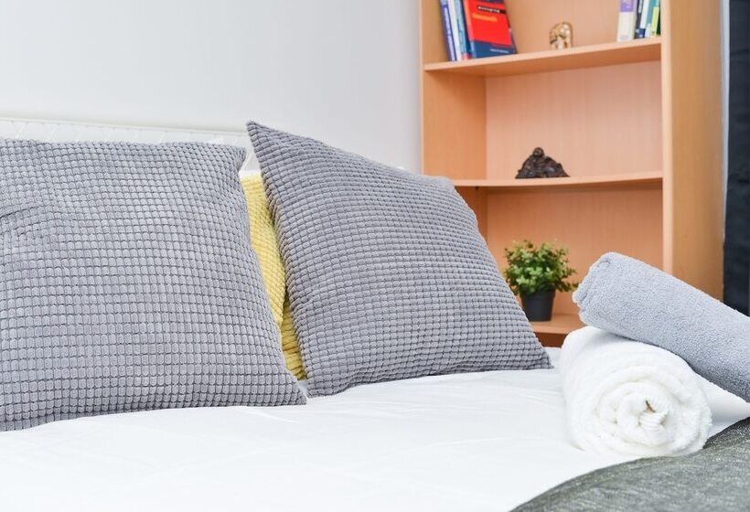 펜션 Raspberry Lodge