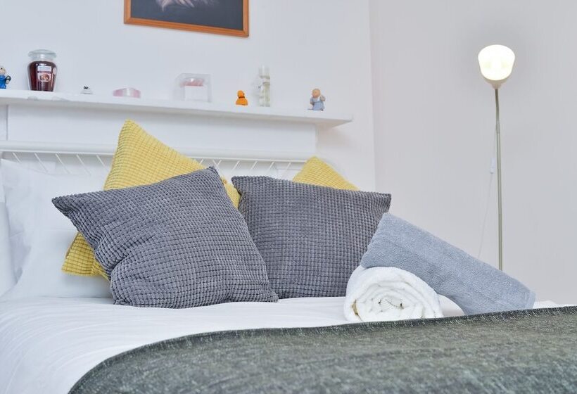 펜션 Raspberry Lodge