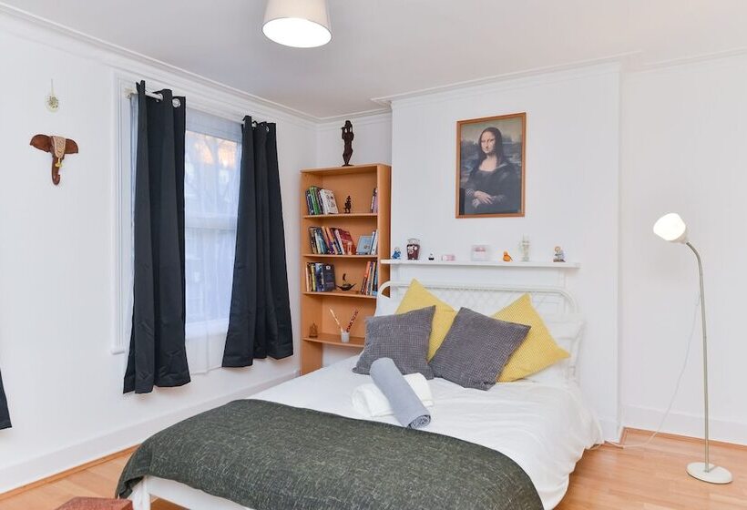 펜션 Raspberry Lodge