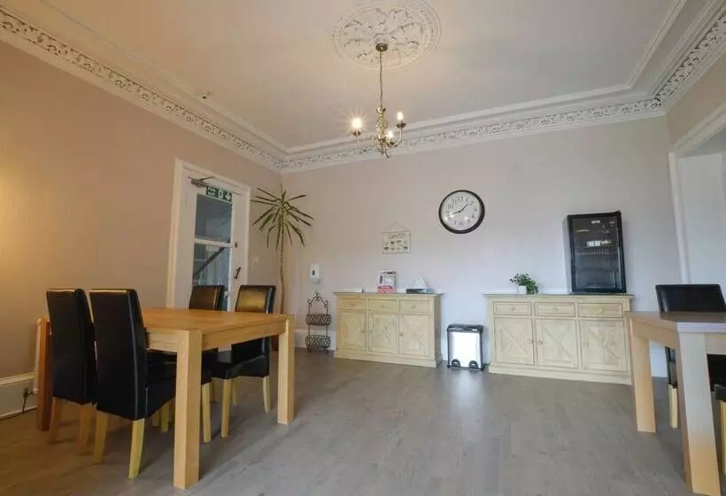 Majatalo Dalrigh House