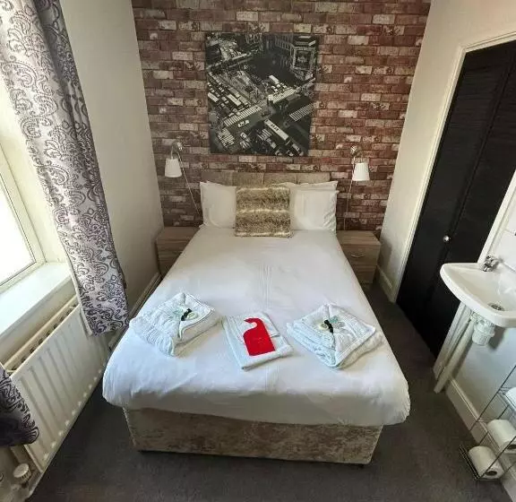 پانسیون The Lyndhurst Guest House