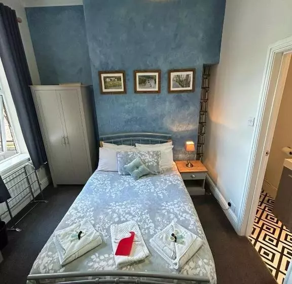 پانسیون The Lyndhurst Guest House
