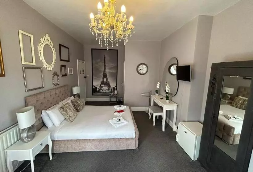 پانسیون The Lyndhurst Guest House