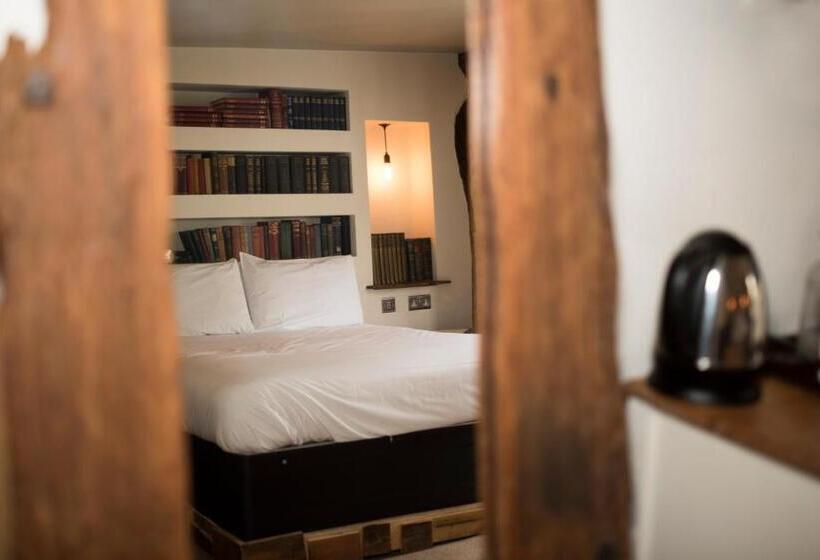 Общежитие Alma Inn & Dining Rooms