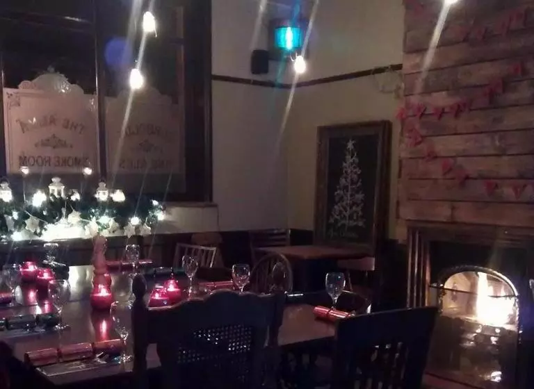 Retkeilymaja Alma Inn & Dining Rooms