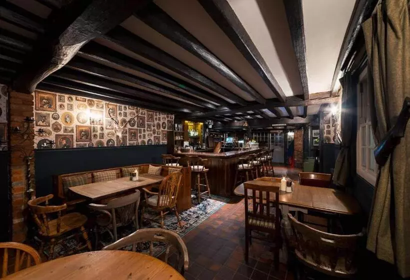 Retkeilymaja George And Dragon