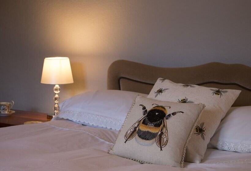 Ostello The Mitre Inn