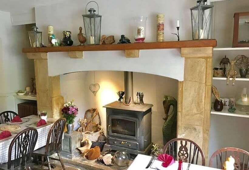 Ostello The Mitre Inn