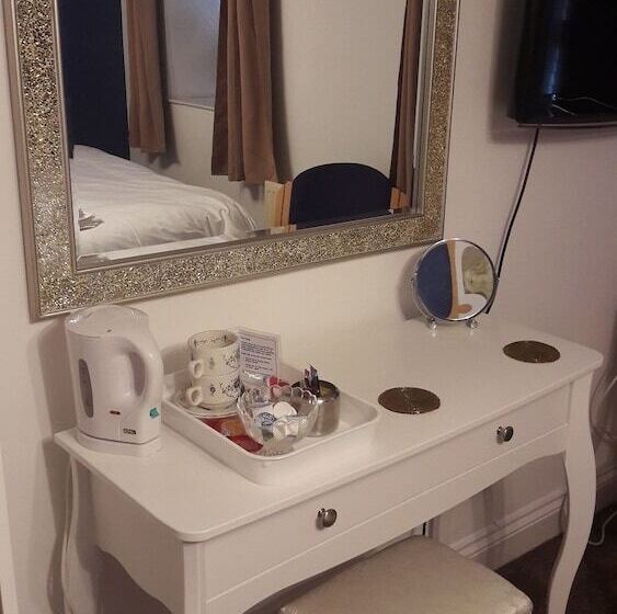 膳宿费 Bed And Blueberry