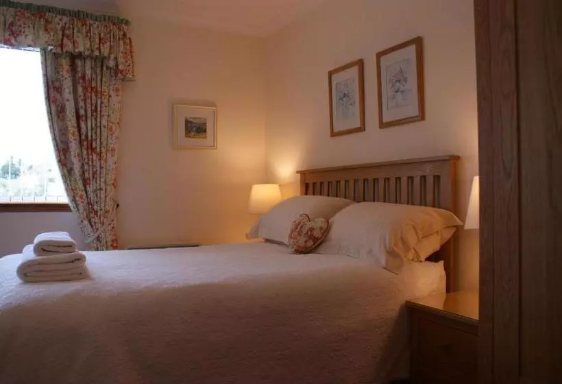 Majatalo Greencourt Guest House