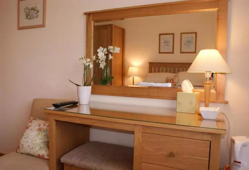 Majatalo Greencourt Guest House