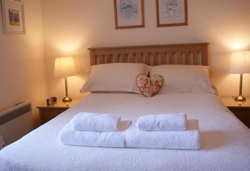 Pensione Greencourt Guest House