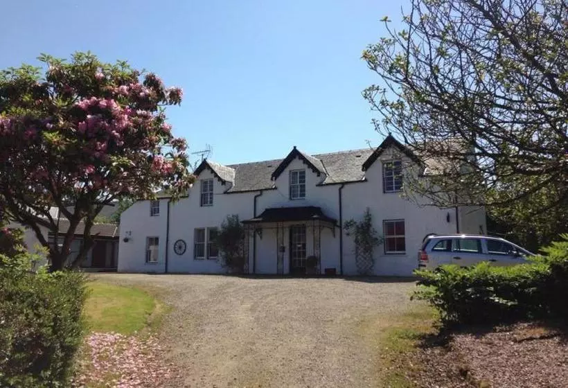 پانسیون Strathwhillan House