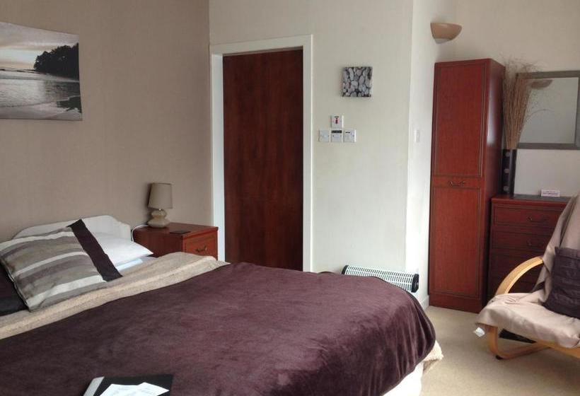 ペンション Strathwhillan House