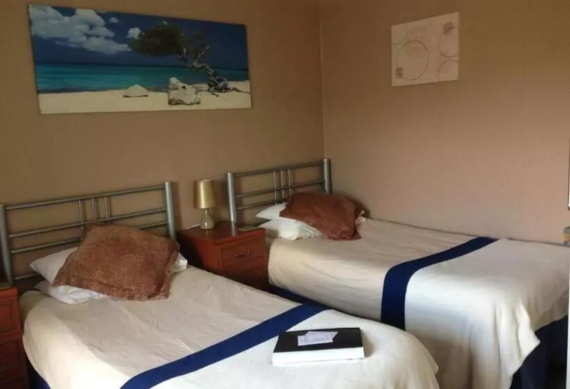 پانسیون Strathwhillan House