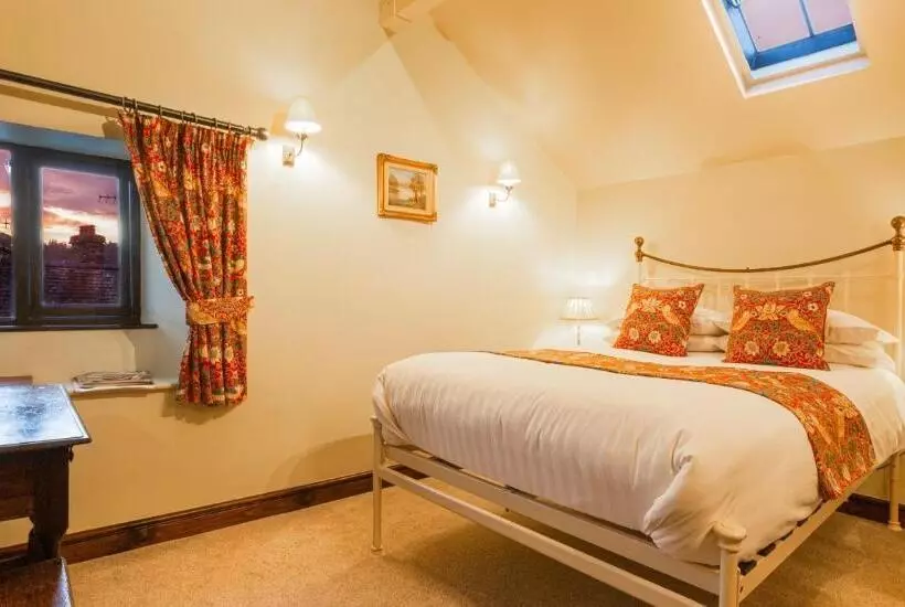 Majatalo Waterwheel Guesthouse
